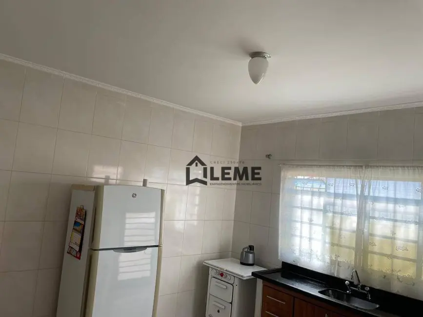 Foto 7 de Casa com 3 quartos à venda, 360m2 em Jardim Chico Piscina, Mococa - SP