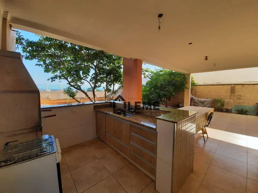 Foto 2 de Casa com 3 quartos à venda, 437m2 em Aparecida, Mococa - SP