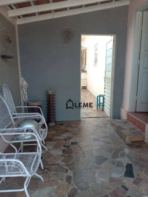 Foto 3 de Casa com 3 quartos à venda, 300m2 em Jardim Santa Clara, Mococa - SP