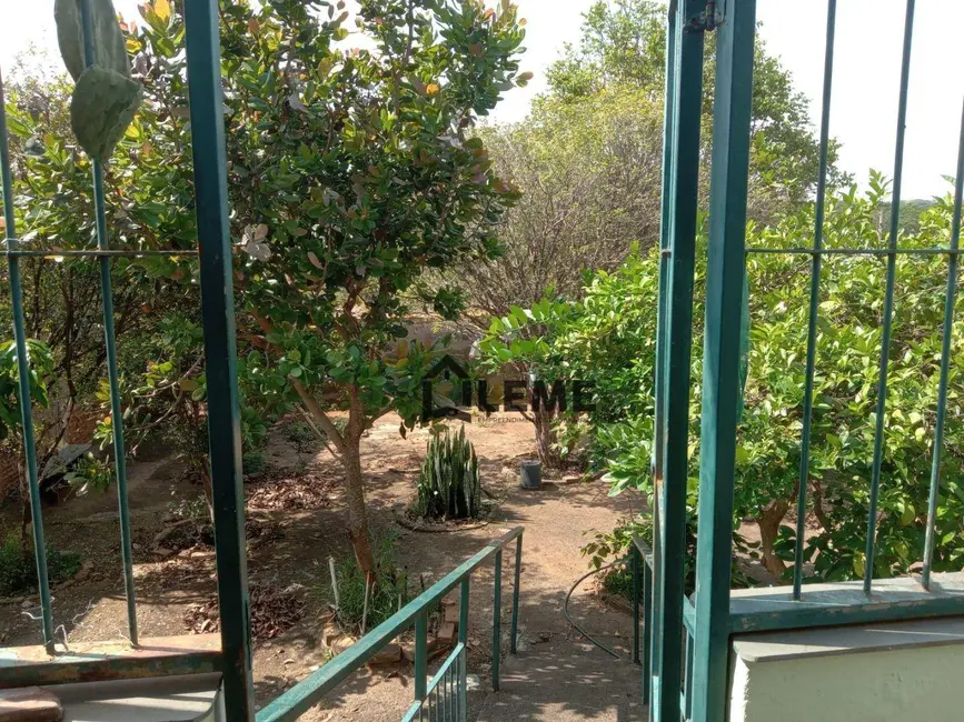 Foto 3 de Casa com 3 quartos à venda, 360m2 em Jardim São Domingos, Mococa - SP