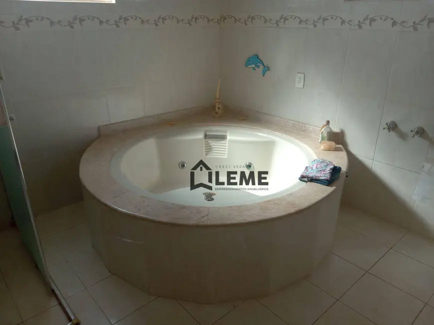 Foto 5 de Casa com 3 quartos à venda, 428m2 em Jardim São Luiz, Mococa - SP