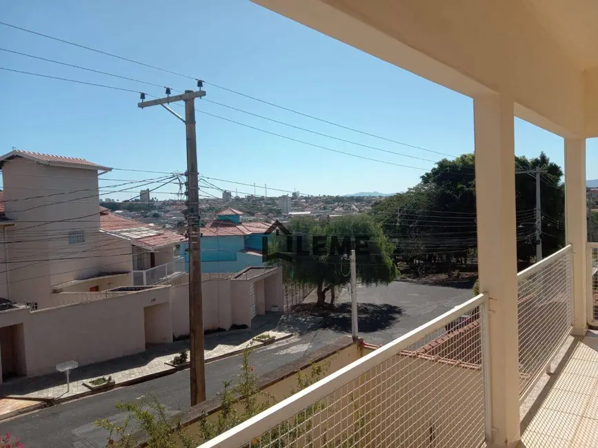 Foto 7 de Casa com 3 quartos à venda, 428m2 em Jardim São Luiz, Mococa - SP