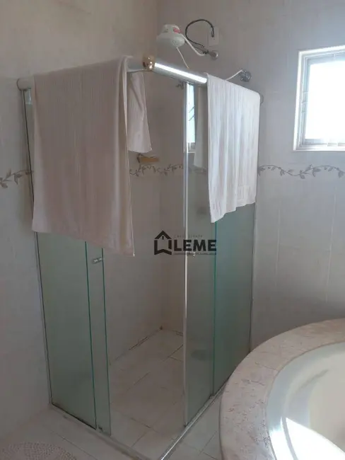 Foto 4 de Casa com 3 quartos à venda, 428m2 em Jardim São Luiz, Mococa - SP