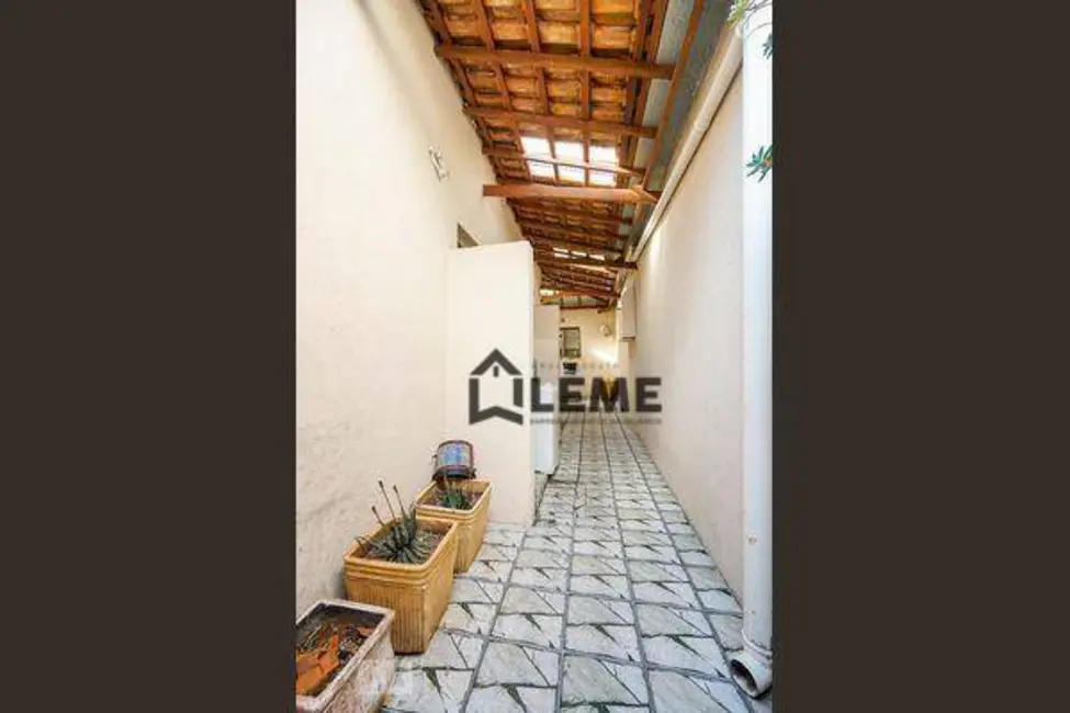 Foto 6 de Sobrado com 5 quartos à venda, 240m2 em São Paulo - SP