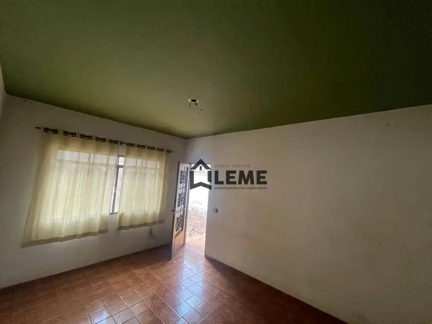 Foto 8 de Casa com 3 quartos à venda, 360m2 em Jardim Alvorada, Mococa - SP
