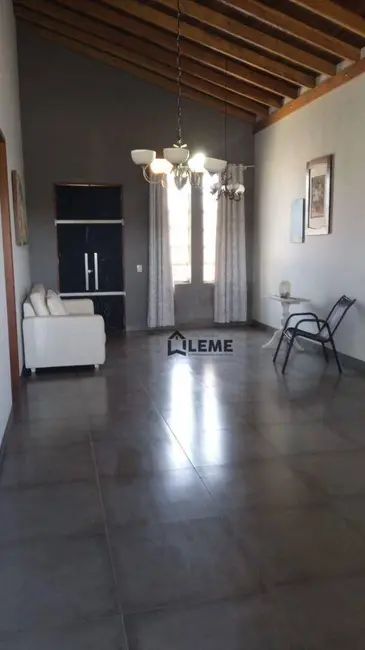 Foto 9 de Casa com 1 quarto à venda, 250m2 em Mococa - SP