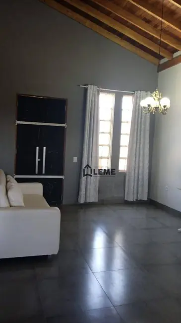 Foto 3 de Casa com 1 quarto à venda, 250m2 em Mococa - SP