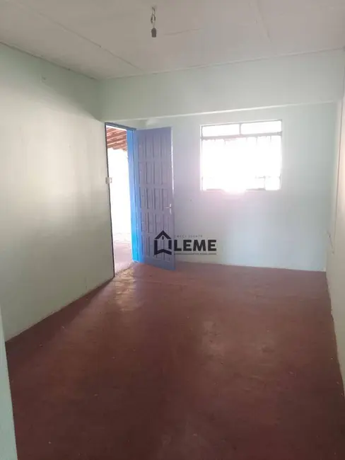 Foto 9 de Casa com 2 quartos à venda, 246m2 em Vila Lambari, Mococa - SP