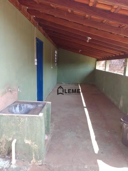 Foto 8 de Casa com 2 quartos à venda, 246m2 em Vila Lambari, Mococa - SP