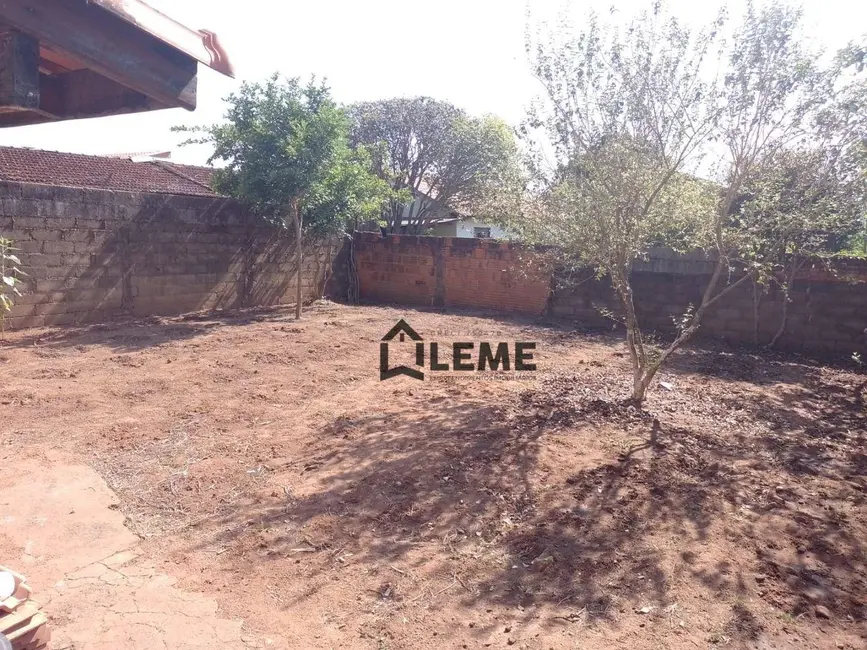 Foto 2 de Casa com 2 quartos à venda, 246m2 em Vila Lambari, Mococa - SP