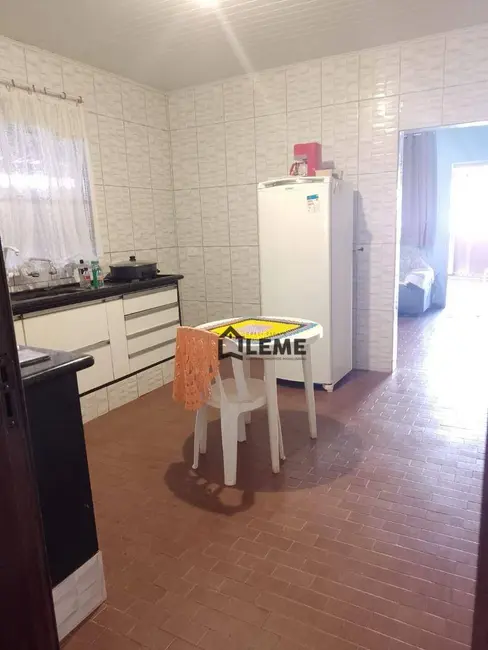 Casa com 3 quartos à venda, 285m2 em Vila Lambari, Mococa - SP - imagem 8 Foto 8 de Casa com 3 quartos à venda, 285m2 em Vila Lambari, Mococa - SP