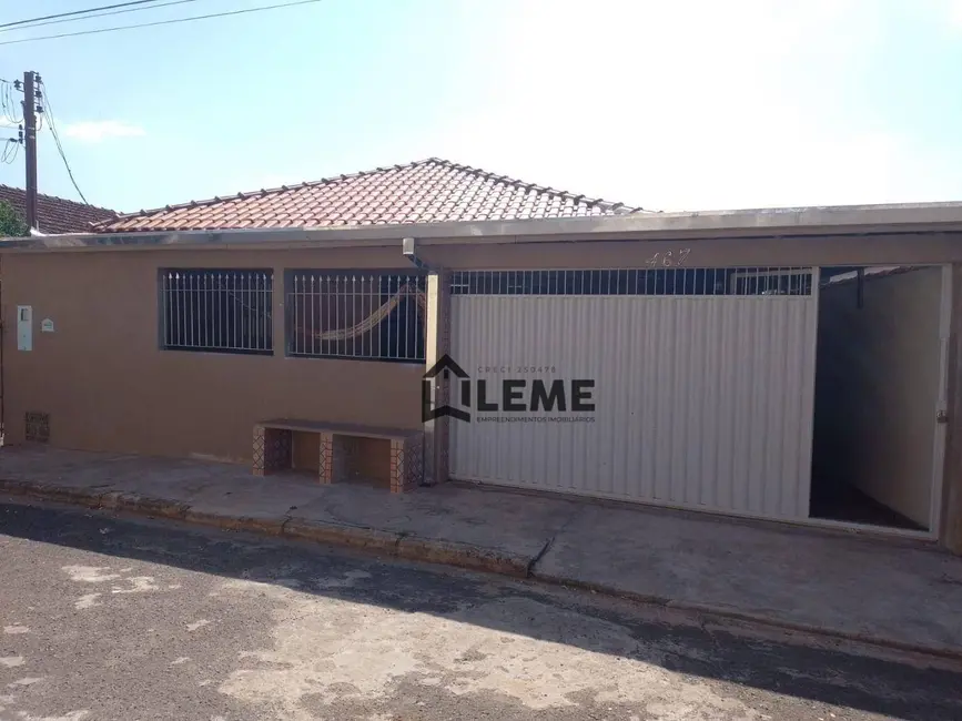 Foto 1 de Casa com 3 quartos à venda, 285m2 em Vila Lambari, Mococa - SP