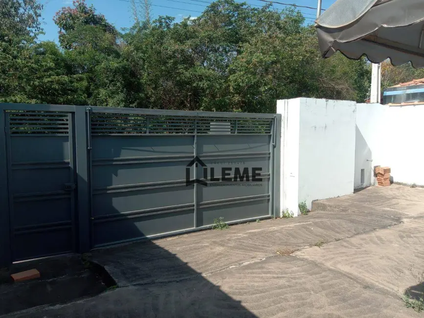 Foto 1 de Casa com 1 quarto à venda, 250m2 em Mococa - SP