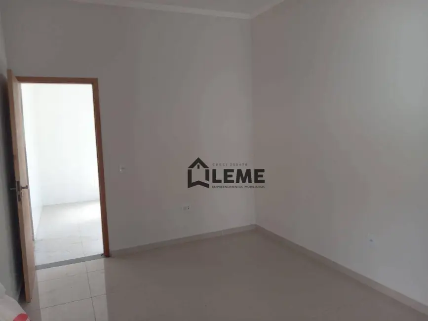 Casa com 1 quarto à venda, 250m2 em Mococa - SP - imagem 4 Foto 4 de Casa com 1 quarto à venda, 250m2 em Mococa - SP