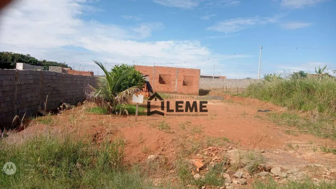 Foto 2 de Casa com 3 quartos à venda, 500m2 em Vila Lambari, Mococa - SP