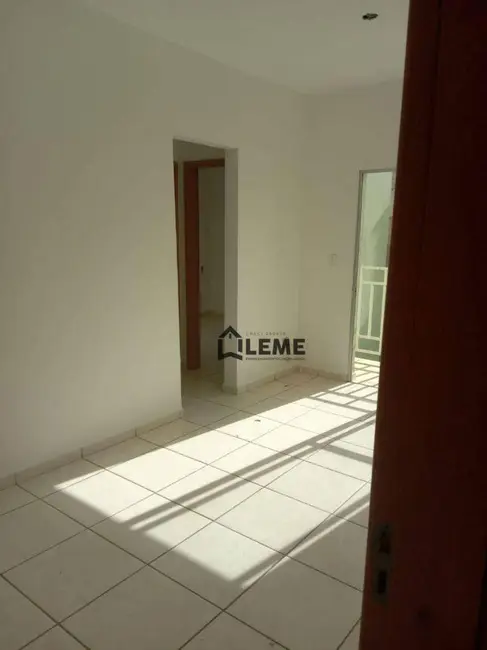 Apartamento com 2 quartos à venda, 46m2 em Residencial Samambaia, Mococa - SP - imagem 5 Foto 5 de Apartamento com 2 quartos à venda, 46m2 em Residencial Samambaia, Mococa - SP