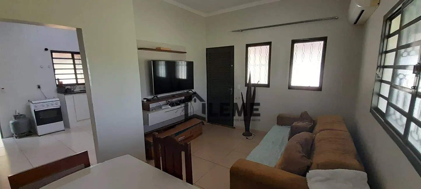 Foto 2 de Chácara com 3 quartos à venda, 6000m2 em Vila Lambari, Mococa - SP