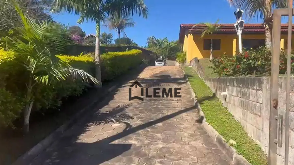 Foto 1 de Chácara com 3 quartos à venda, 1600m2 em Vila Lambari, Mococa - SP