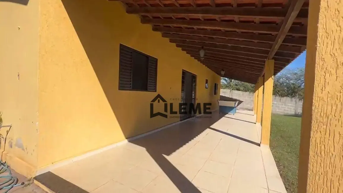 Chácara com 3 quartos à venda, 1600m2 em Vila Lambari, Mococa - SP - imagem 5 Foto 5 de Chácara com 3 quartos à venda, 1600m2 em Vila Lambari, Mococa - SP