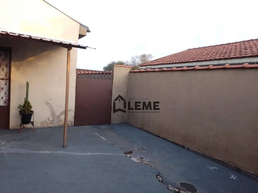 Foto 3 de Casa com 3 quartos à venda, 300m2 em Jardim Nova Mococa, Mococa - SP