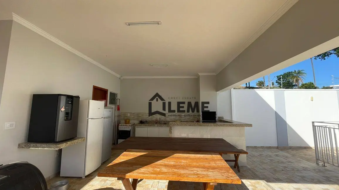 Foto 3 de Casa de Condomínio com 3 quartos à venda, 420m2 em Jardim da Paineira, Mococa - SP