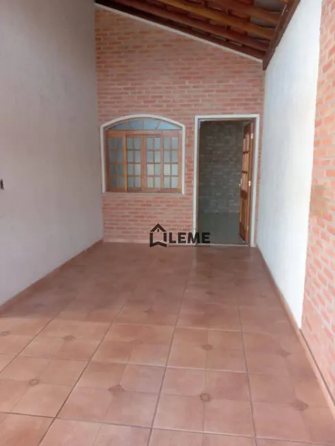 Foto 1 de Casa com 2 quartos à venda, 160m2 em Jardim São Francisco, Mococa - SP