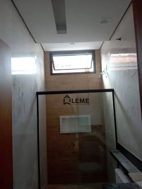 Casa com 3 quartos à venda, 180m2 em Jardim Botânico, Mococa - SP - imagem 8 Foto 8 de Casa com 3 quartos à venda, 180m2 em Jardim Botânico, Mococa - SP