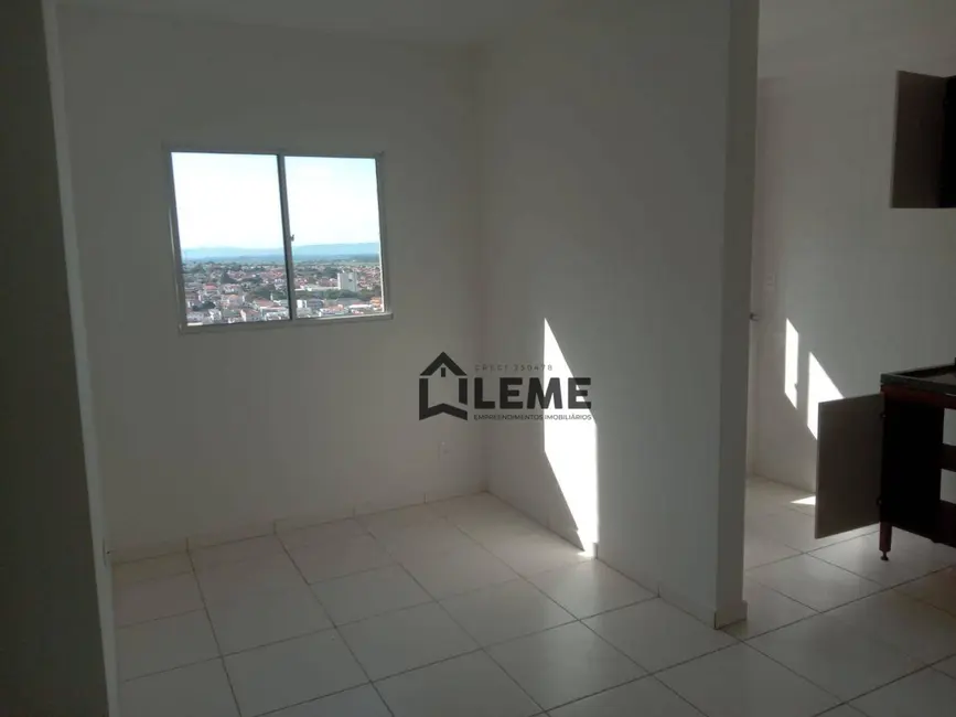 Apartamento com 2 quartos para alugar, 45m2 em Aparecida, Mococa - SP - imagem 8 Foto 8 de Apartamento com 2 quartos para alugar, 45m2 em Aparecida, Mococa - SP