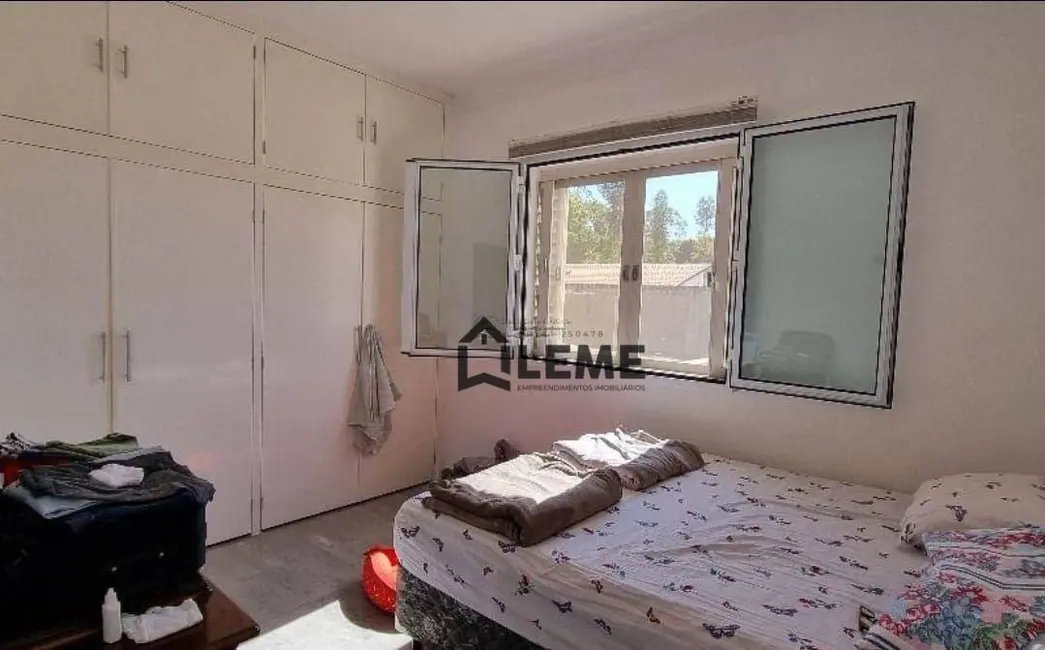 Casa com 3 quartos à venda, 1500m2 em Casa Branca - SP - imagem 7 Foto 7 de Casa com 3 quartos à venda, 1500m2 em Casa Branca - SP