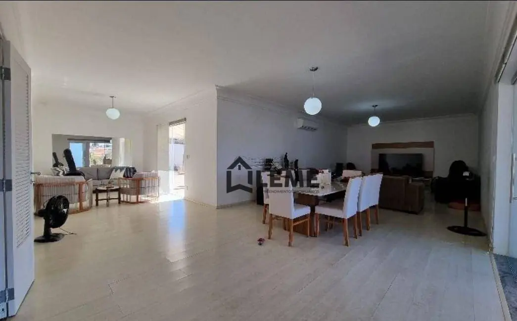 Casa com 3 quartos à venda, 1500m2 em Casa Branca - SP - imagem 9 Foto 9 de Casa com 3 quartos à venda, 1500m2 em Casa Branca - SP