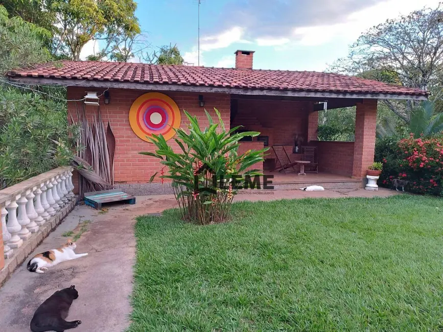 Foto 4 de Chácara com 3 quartos à venda, 3200m2 em Mococa - SP