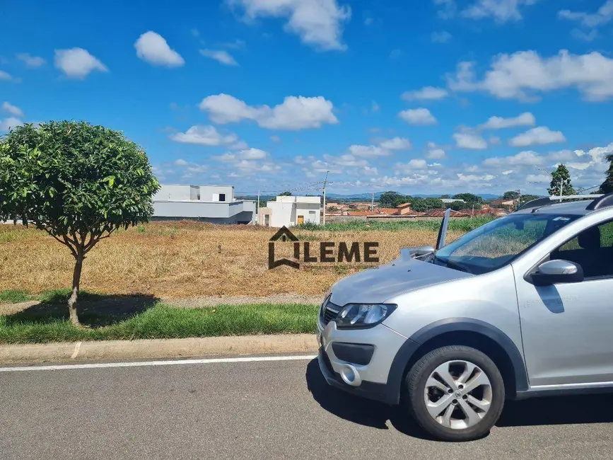 Foto 1 de Terreno / Lote à venda, 180m2 em Vila Lambari, Mococa - SP