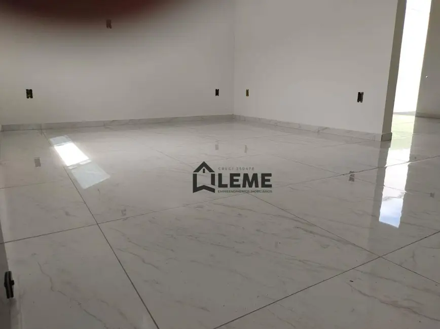 Foto 9 de Casa com 3 quartos à venda, 250m2 em Mococa - SP