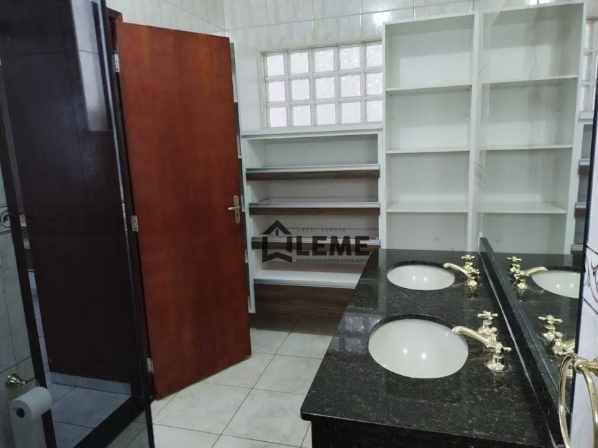 Casa com 3 quartos à venda e para alugar, 360m2 em Jardim Residencial do Bosque, Mococa - SP - imagem 7 Foto 7 de Casa com 3 quartos à venda e para alugar, 360m2 em Jardim Residencial do Bosque, Mococa - SP