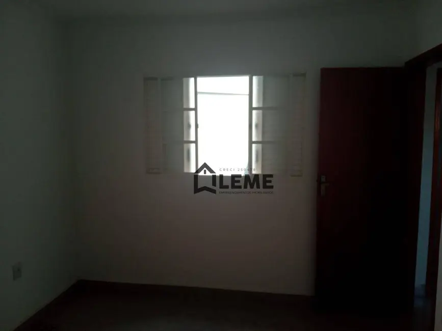 Foto 5 de Casa com 2 quartos à venda, 158m2 em Vila Santa Rosa, Mococa - SP