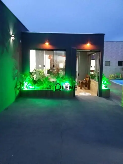 Foto 4 de Casa com 2 quartos à venda, 250m2 em Guaxupe - MG