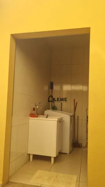 Foto 5 de Casa com 4 quartos à venda, 600m2 em Jardim Chico Piscina, Mococa - SP