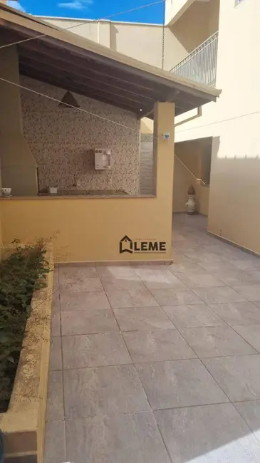 Foto 3 de Casa com 4 quartos à venda, 600m2 em Jardim Chico Piscina, Mococa - SP