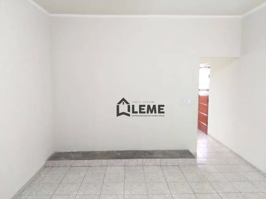 Casa com 3 quartos à venda, 300m2 em Jardim Primavera, Mococa - SP - imagem 5 Foto 5 de Casa com 3 quartos à venda, 300m2 em Jardim Primavera, Mococa - SP