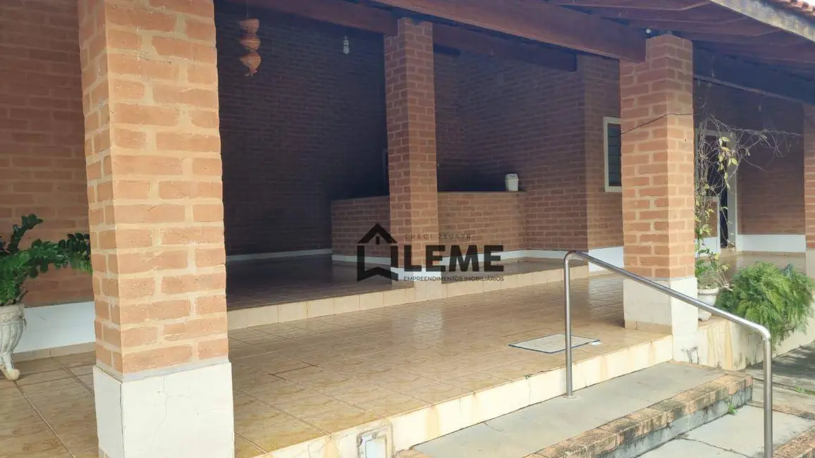 Foto 6 de Chácara com 2 quartos à venda, 3000m2 em Chácara do Vale, Mococa - SP