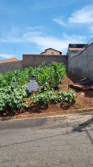 Foto 1 de Terreno / Lote à venda, 200m2 em Mococa - SP