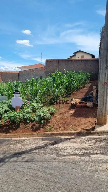 Foto 3 de Terreno / Lote à venda, 200m2 em Mococa - SP