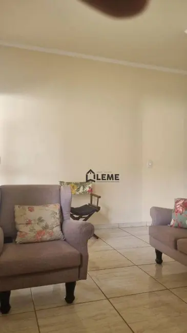 Foto 3 de Casa com 3 quartos à venda, 437m2 em Aparecida, Mococa - SP