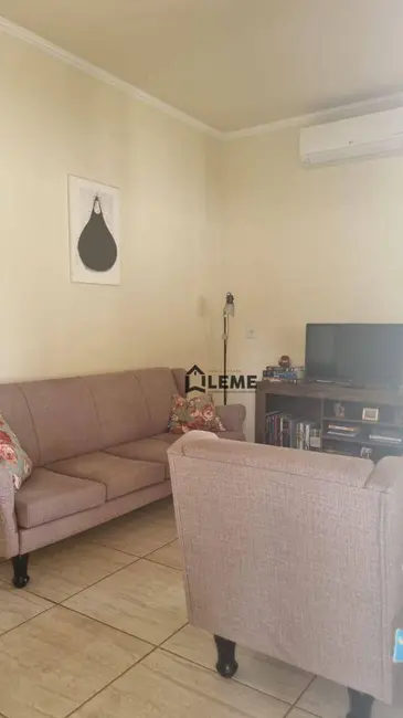 Foto 1 de Casa com 3 quartos à venda, 437m2 em Aparecida, Mococa - SP