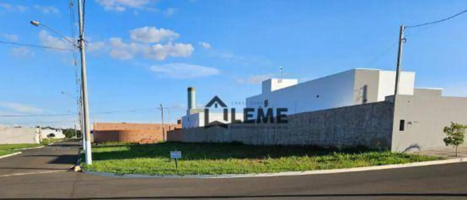 Foto 4 de Terreno / Lote à venda, 295m2 em Santa Cruz Da Conceicao - SP