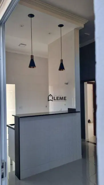 Foto 9 de Casa com 2 quartos à venda, 302m2 em Mococa - SP