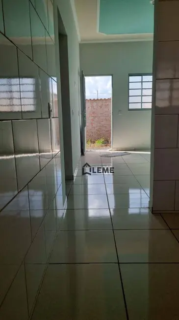 Casa com 2 quartos à venda, 250m2 em Parque dos Manacás I, Mococa - SP - imagem 6 Foto 6 de Casa com 2 quartos à venda, 250m2 em Parque dos Manacás I, Mococa - SP