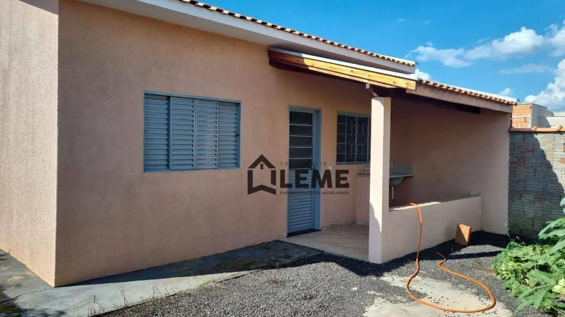 Foto 2 de Casa com 2 quartos à venda, 250m2 em Parque dos Manacás I, Mococa - SP