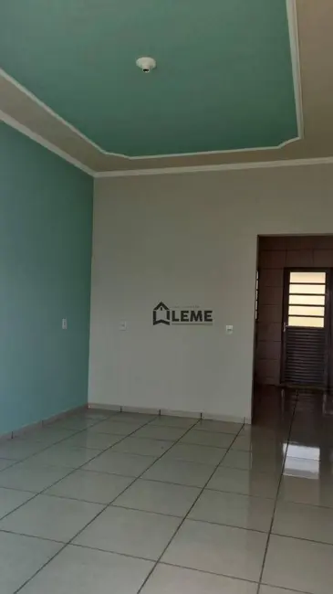 Casa com 2 quartos à venda, 250m2 em Parque dos Manacás I, Mococa - SP - imagem 4 Foto 4 de Casa com 2 quartos à venda, 250m2 em Parque dos Manacás I, Mococa - SP