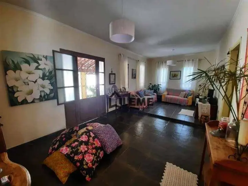 Foto 3 de Casa com 4 quartos à venda, 468m2 em Jardim Chico Piscina, Mococa - SP